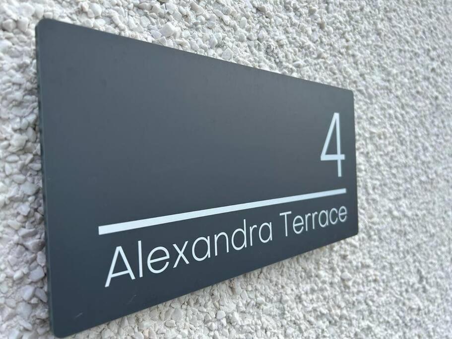 Willa Caernarfon Modern Townhouse Snowdonia Zewnętrze zdjęcie
